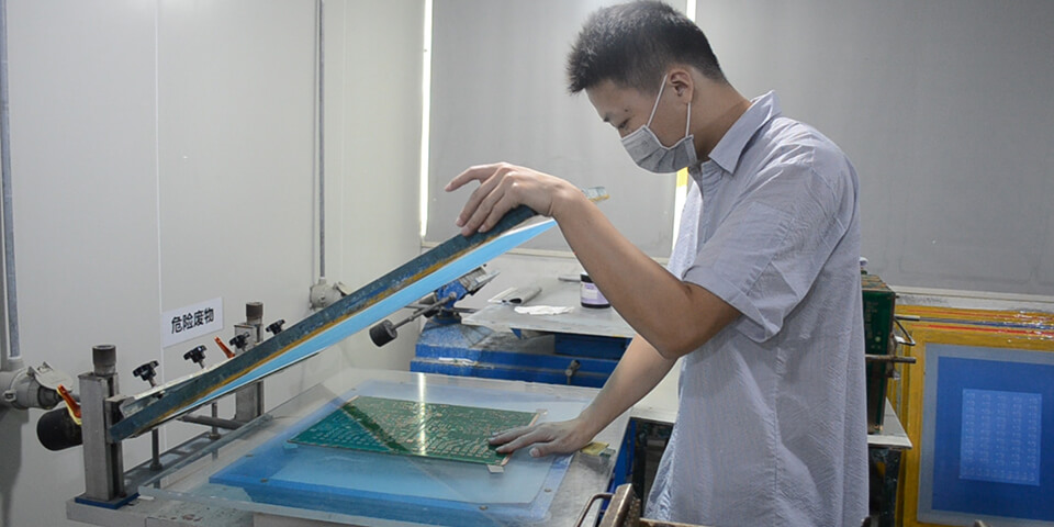 Although we have an automatic silk screen device, some boards require manual screen printing to fulfill specific customer needs.